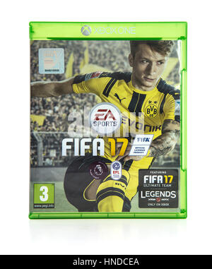 FIFA-17 für die Xbox 260, FIFA-17 ist ein sehr beliebtes Fußballspiel von EA Sports. Stockfoto