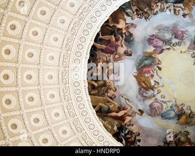 Ein Detail des Bildes innerhalb der Rotundu des United States Capitol Building in Washington DC. Stockfoto
