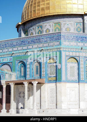 Ein Detail der goldenen Kuppel Moschee auf dem Tempelberg in Jerusalem Israel. Stockfoto