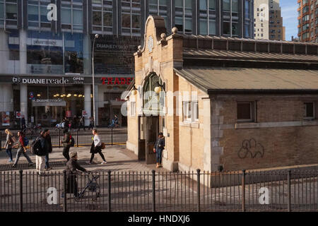 Originalhaus Kontrolle für der u-Bahnhof 72nd Street, New York City, USA Stockfoto