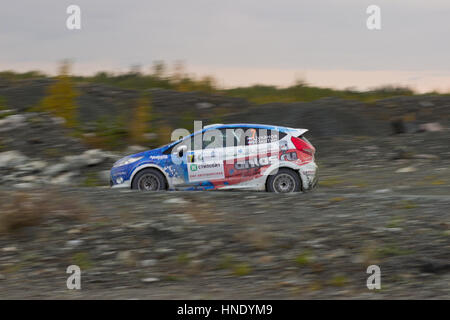 Asbest, Russland, 18. September 2016 - Rallye "Stilobit 2016" der 15. Etappe der Cup von Russland 2016, Startnummer 7, das Auto Ford Fiesta R2 Stockfoto