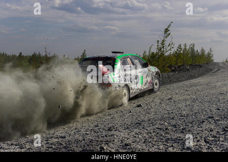 Asbest, Russland, 22. Mai 2016 - Rallye "Ural Chrysotil 2016" 10. Runde des russischen Pokals, Startnummer 3, Mitsubishi Evolution Car Stockfoto