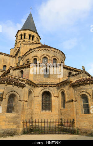 Die Apsis und Kapellen. Basilika des Heiligen Herzens. Paray-le-Monial. Stockfoto