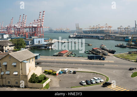 Blick über den Hafen von Colombo Fort, Colombo, Sri Lanka Stockfoto
