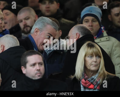 Rangers Regisseure Paul Murray (links) und John Gilligan (rechts) während des Scottish Cup, fünfte Vorrundenspiel im Ibrox, Glasgow. Stockfoto