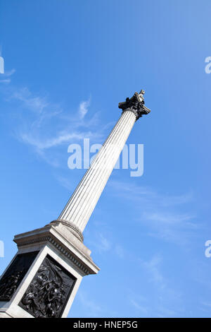 Nelsonsäule in Trafalgar Square in London Stockfoto