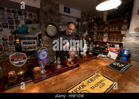 Queens Head Mikro Pub Interieur. Chepstow, Wales Stockfoto