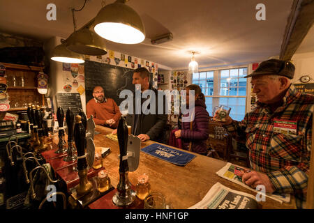 Queens Head Mikro Pub Interieur. Chepstow, Wales Stockfoto