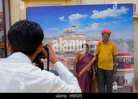 Touristen, Erinnerungsfoto, Stadtschloss, Jaipur, Rajasthan, Indien Stockfoto
