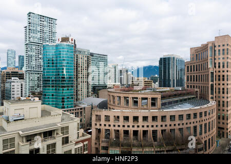 Vancouver Public Library aus hohen Punkt mit anderen Hochhäusern Stockfoto