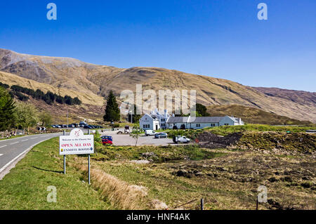 Das Cluanie Inn auf der A87 in Glen Shiel westlichen Highlands von Schottland, Vereinigtes Königreich Stockfoto