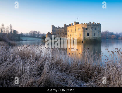 Ein Frostiger Morgen am Leeds Castle, Kent Stockfoto
