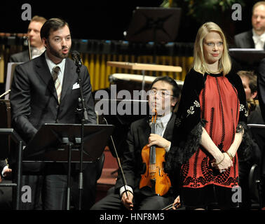 20110105 Luxemburg, Luxemburg: von L. nach R. Luxemburg Krone Großherzog Guillaume hält eine Rede nach dem Konzert zum 90 Geburtstag von Luxemb Stockfoto