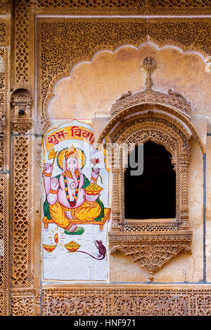 Wand gemalt mit Gott Ganesh in Nathmal Ki Haveli, Jaisalmer, Rajasthan, Indien Stockfoto