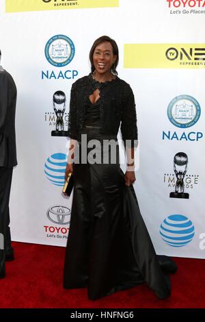 Pasadena, CA. 11. Februar 2017. Margot Lee Shetterly im Ankunftsbereich für 48. NAACP Image Awards - Ankünfte, Pasadena Civic Auditorium, Pasadena, CA 11. Februar 2017. Bildnachweis: Priscilla Grant/Everett Collection/Alamy Live-Nachrichten Stockfoto