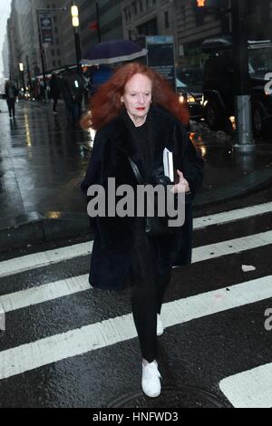 New York, NY, USA. 12. Februar 2017. Grace Coddington kommt bei der Victoria Beckham NYFW h/w 2017 Fashion Show am Cipriani im 12. Februar 2017 in New York City. Stockfoto