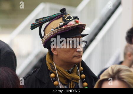London, UK. 12. Februar 2017. Pure London 2017 präsentiert die Herbst und Winter Kollektionen auf den Laufstegen in Olympia. Pure London ist eines der wichtigsten Mode-Messen im globalen Kalender. Bildnachweis: Peter Hogan/Alamy Live-Nachrichten Stockfoto