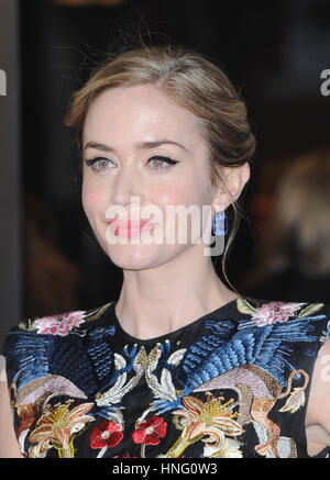 London, UK, UK. 12. Februar 2017. Emily Blunt besucht den 70. British Academy Film Awards in der Royal Albert Hall. Bildnachweis: Ferdaus Shamim/ZUMA Draht/Alamy Live-Nachrichten Stockfoto