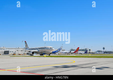 Etihad Cargo, Airbus, eine 330, Erding, Freising, München, Flughafen München, MUC, EDDM Stockfoto