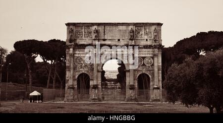 Bogen von Constantine in Rom, Italien. Stockfoto