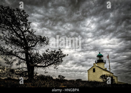 Der alte Point Loma Leuchtturm an einem Oktobertag in San Diego, Kalifornien. Stockfoto