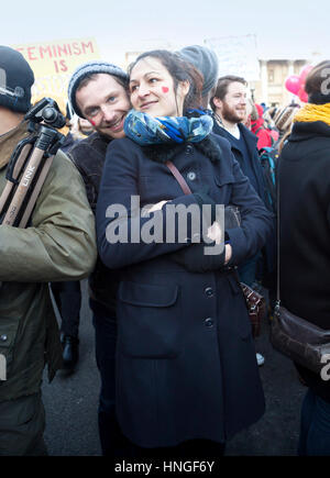 London, Vereinigtes Königreich - 21. Januar 2017: London Women es März. Einen Protestmarsch in London in Solidarität mit den Frauen März in Washington DC sho Stockfoto