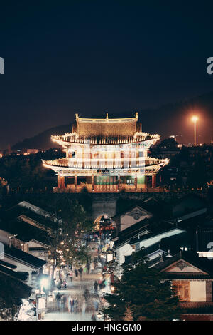 Alte Architektur in Dali-Stadt bei Nacht, Provinz Yunnan, China Stockfoto