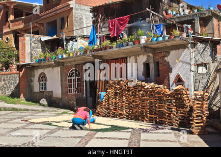 Mais-Trocknung in Janitzio, Mexiko Stockfoto