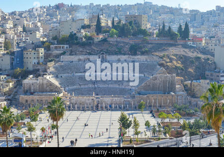 Amman, Jordanien - 9. Dezember 2016: Blick auf das römische Theater der Stadt Amman in Jordanien. Stockfoto