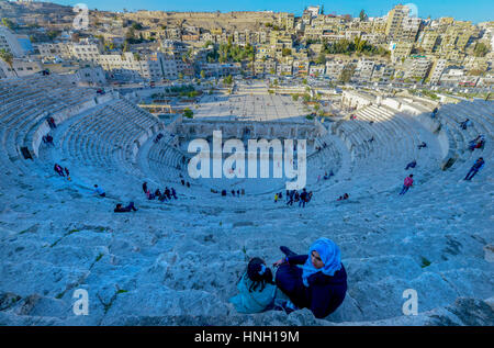 Amman, Jordanien - 9. Dezember 2016: Blick auf das römische Theater der Stadt Amman in Jordanien. Stockfoto