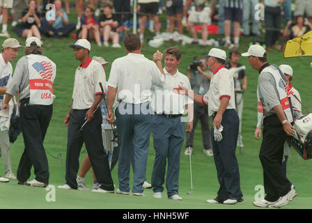 NICK FALDO & LEE WESTWOOD RYDER CUP VALDERRAMA Spanien 28. September 1997 Stockfoto