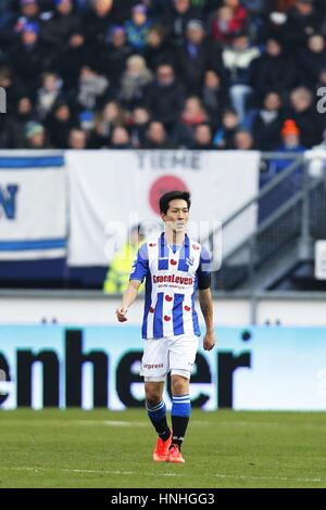 Heerenveen, Niederlande. 12. Februar 2017. Yuki Kobayashi (Heerenveen) Fußball: Niederländische "Eredivisie" match zwischen SC Heerenveen 1-2 AZ im Abe Lenstra Stadion in Heerenveen, Niederlande. Bildnachweis: Mutsu Kawamori/AFLO/Alamy Live-Nachrichten Stockfoto