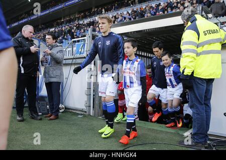 Heerenveen, Niederlande. 12. Februar 2017. Martin Odegaard (Heerenveen) Fußball: Niederländische "Eredivisie" match zwischen SC Heerenveen 1-2 AZ im Abe Lenstra Stadion in Heerenveen, Niederlande. Bildnachweis: Mutsu Kawamori/AFLO/Alamy Live-Nachrichten Stockfoto