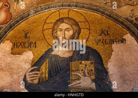ISTANBUL, Türkei - 23. Dezember 2015: Christian byzantinisch Mosaik am Eingang der Chora-Kirche in Istanbul Stockfoto