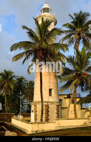 Koloniale gute Erhaltung Bebauung von der Festung Galle auf Sri Lanka. Das Foto präsentiert Galle Leuchtturm am Mauern des Forts, Sri L Stockfoto