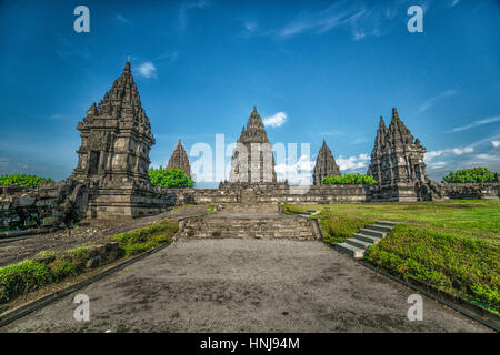 Prambanan oder Candi Rara Jonggrang ist ein Hindu-Tempel Verbindung in Java, Indonesien, die Trimurti gewidmet: der Schöpfer (Brahma), der Erhalter Stockfoto