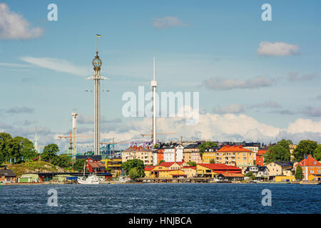 Gebäude in Stockholm (Schweden) und Amusement park Grona Lund Stockfoto