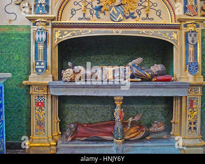 Brügge, Belgien - 26. Mai 2011: Die Skulpturen von vergrabenen aristokratischen Familie Mitglieder in der Krypta der St. James Church, am 26. Mai in Brügge. Stockfoto