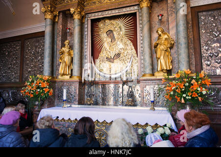 Das Tor der Morgenröte in das Tor der Morgenröte Kapelle Mariä. Stockfoto