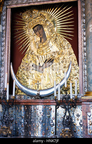 Das Tor der Morgenröte in das Tor der Morgenröte Kapelle Mariä. Stockfoto