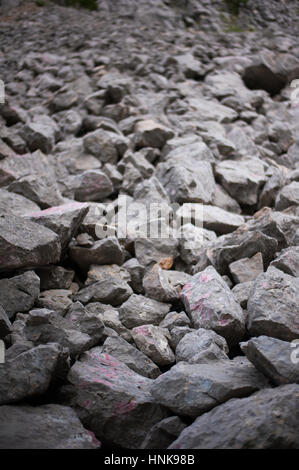 Kalkstein Rockes gestapelt Stockfoto
