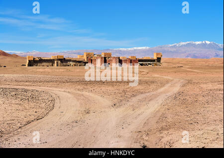 Ouarzazate, Marokko - 4. Januar 2017: Dekoration im CLA Studios ist Filmstudio. Ouarzazate Bereich ist Filmemachen Ort, wo Marokko das größte Studios Stockfoto