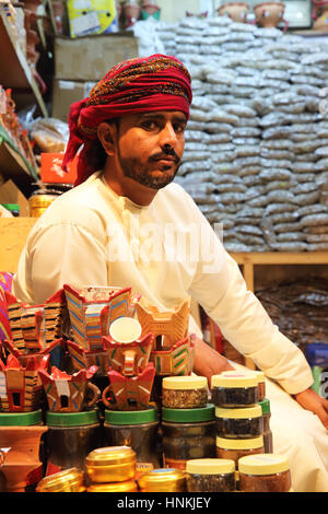 Standinhaber Muttrah Souk, in Muscat, der Hauptstadt des Oman Stockfoto