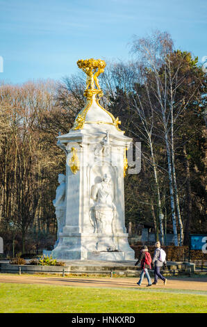 Beethoven-Haydn Mozart Denkmal 1904. Denkmal für den klassischen Komponisten von Rudolf und Wolfgang Siemering. Tiergarten, Berlin, Deutschland Stockfoto