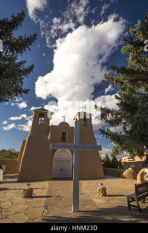 New-Mexico, Taos, Ranchos de Taos, Missionskirche San Francisco de Asis Stockfoto