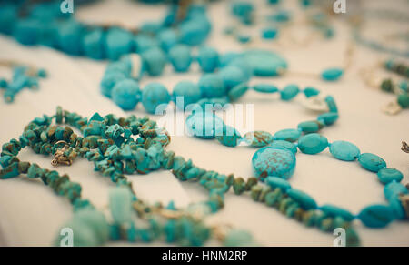 Türkis Perlen und Neckless detail Stockfoto