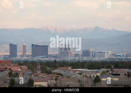 Der Streifen wird aus den westlichen Vororten in Las Vegas, Nevada, Freitag, 13. Januar 2017 gesehen. Stockfoto