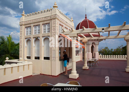 Cienfuegos, Kuba - 28. Januar 2017: Schöne Palacio de Valle in Cienfuegos,Cuba.Palacio de Valle ist ein architektonisches Juwel befindet sich in Punta Gor Stockfoto