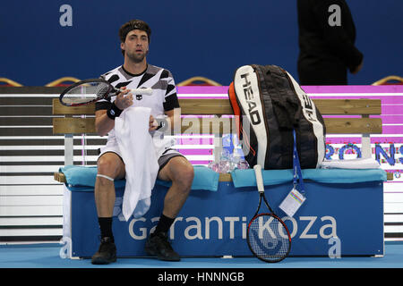 Sofia, Bulgarien - 9. Februar 2017: Nikoloz Basilashvili (im Bild) aus Georgien spielt gegen Dominic Thiem aus Österreich während eines Spiels von Sofia Op Stockfoto