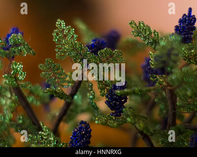 Die schönen bunten künstlichen Baum aus Perlen closeup Stockfoto
